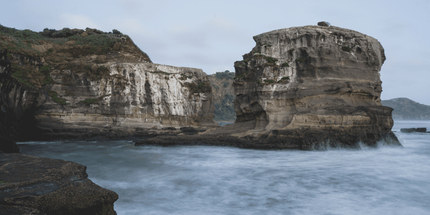 Cachoeiras, cânions e penhascos: Conheça os segredos de Auckland